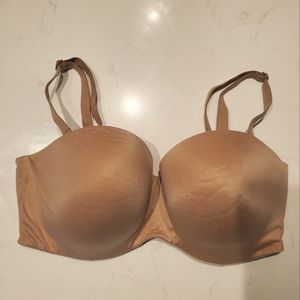 Nude bra with removable straps